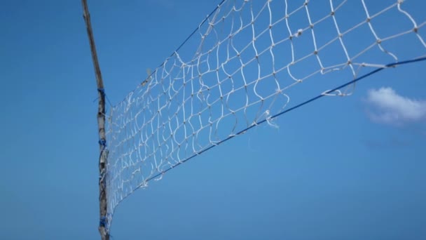 Filet Volley Ball Plage Makeshift Avec Fond Bleu Ciel Tropical — Video