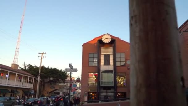 Torre Del Reloj Cannery Row Monterey California Usando Gimbal — Vídeos de Stock