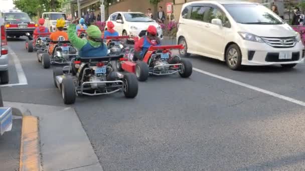 Straat Kart Tour Mario Kart Harajuku Buurt Van Takeshita Straat — Stockvideo