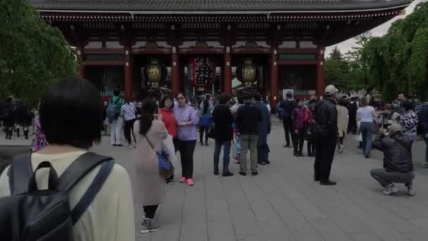 Templo Budista Senso Con Mucha Gente Asakusa Tokio — Vídeo de stock