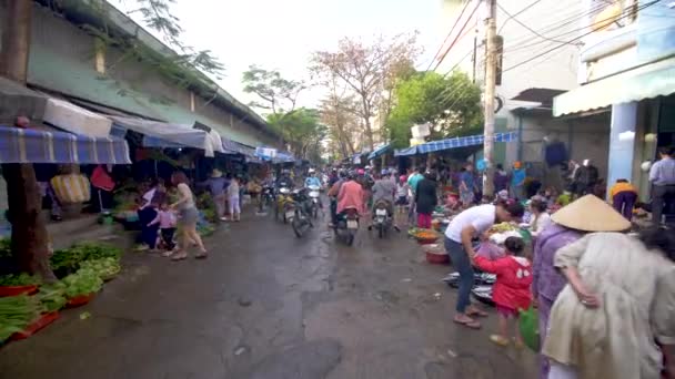 Walking Traditional Street Market Vietnam People Buy Sell Vegetables Meat — Stock Video