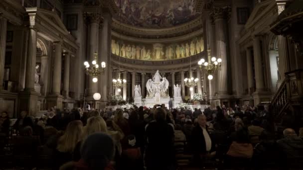 Paris France Décembre 2017 Touristes Parisiens Visitent Tombe Chanteur Acteur — Video