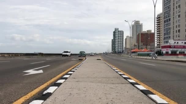 Küba Havana Eski Arabalar Sokaklar — Stok video