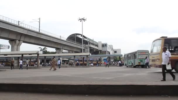 Chennai Mofussil Bus Terminus Cmbt Moderno Terminal Autobuses Terminal Transporte — Vídeos de Stock