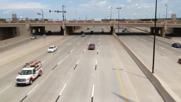 昼間のI 40の交通 — ストック動画