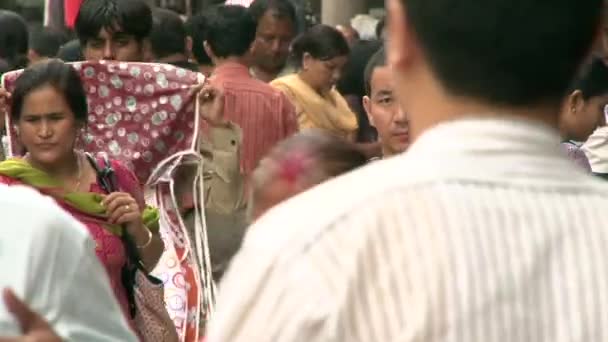 Menschen Auf Einer Belebten Straße Kathmandu Nepal — Stockvideo