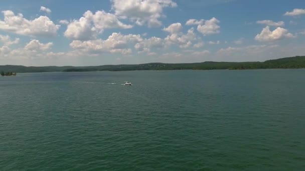 Questo Lotto Tutto Arial Filmato Table Rock Lake Dam Branson — Video Stock