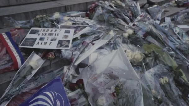 Mazzo Fiori Davanti Alle Scale Della Madeleine Church Portati Dalla — Video Stock