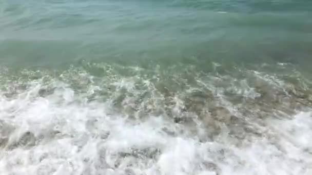 Волны Приливают Скалистому Побережью Озера Мичиган Острове Макино Мичиган — стоковое видео