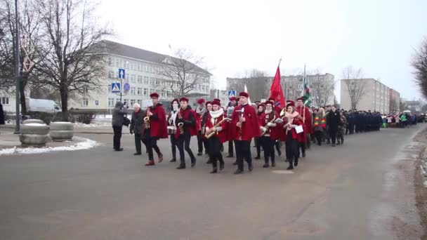 Orkest Volkswandeling Tijdens Viering Van Litouwse Wedergeboorte — Stockvideo