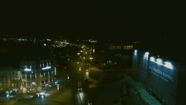 城市在夜间交通拥挤 空中业务 — 图库视频影像