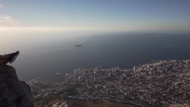 Man Woman Enjoan Amazing Sunset Ocean Cape Town Lions Head — Stock video