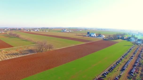 Drone看到的Amish Mud Sale — 图库视频影像