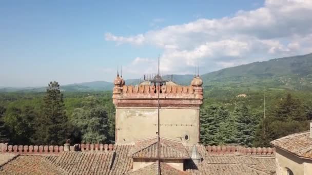 Dettagli Del Tetto Castello Moresco Abbandonato Sulla Campagna Italiana — Video Stock