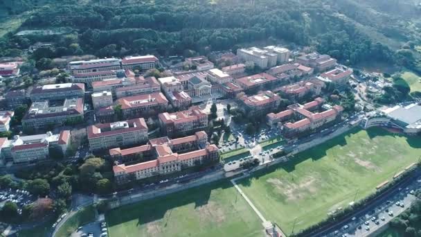 Drone Skyview Cape Town Table Mountain Devil Pick Faculdades Uct — Vídeo de Stock