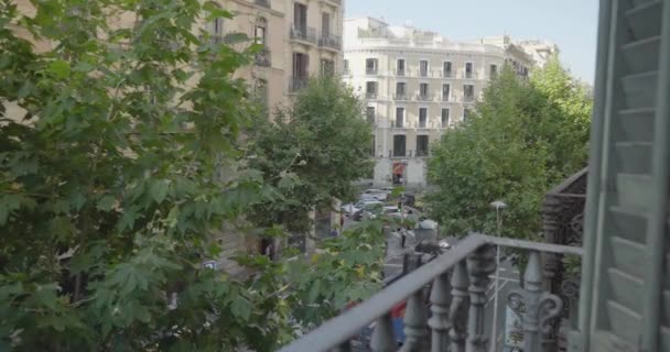 Druk Uitzicht Stad Vanuit Een Raam — Stockvideo