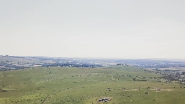 Vista Ampla Céu Tors Horizonte Dartmoor National Park Inglaterra — Vídeo de Stock