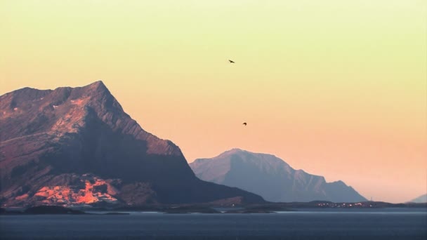 Góry Archipelagu Lofoten Nordland Norwegia Słyną Swoich Poszarpanych Szczytów Spokojna — Wideo stockowe