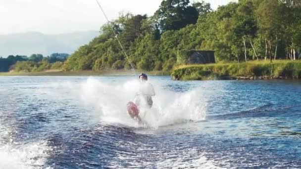 Sky Ski Wake Salto Esqui Aquático — Vídeo de Stock