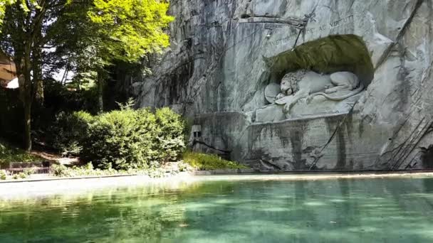 Lion Monument Lwendenkmal Lucerne Sunny Day August — Stock Video