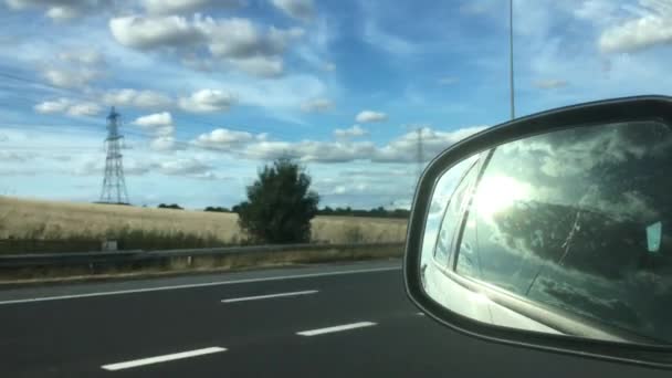 Viajando Carro Auto Estrada Reflexão Espelho Asa Carro — Vídeo de Stock