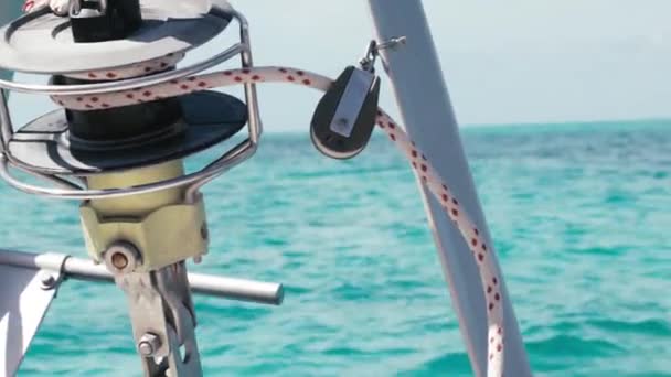 Vista Catamarã Que Viaja Pelo Caribe Largo Costa Cancún — Vídeo de Stock