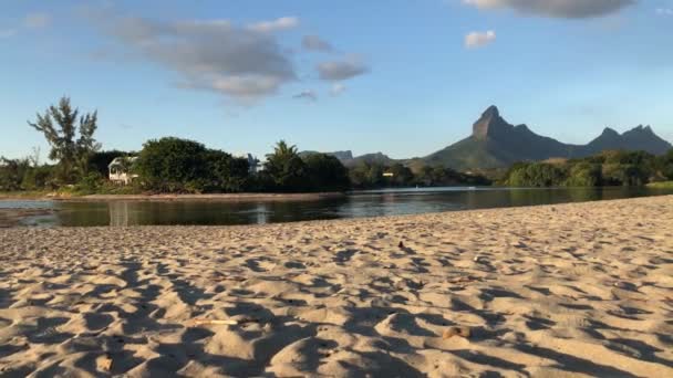 Bewegungsmangel Auf Mauritius — Stockvideo