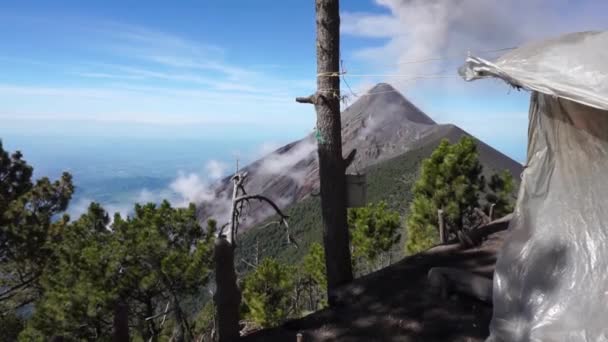 Guatemala Daki Volcan Acatenango Yürüyüşçü — Stok video