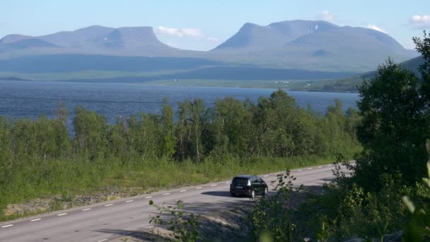 スウェーデンのラップランド アビスコの近くの道路から見た有名なラッポルテン — ストック動画