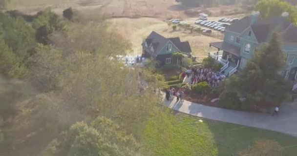 Drone Cinématique Tourné Foule Lors Une Réception Mariage Dans Pays — Video