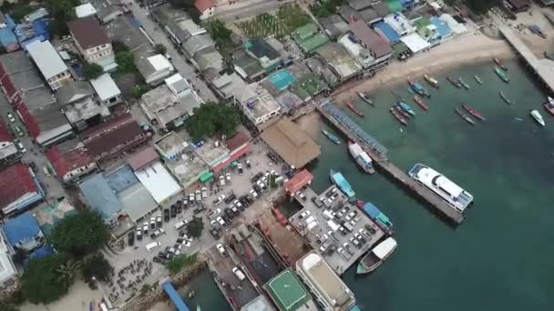 Barche Acqua Una Giornata Sole All Ingresso Dell Isola Koh — Video Stock