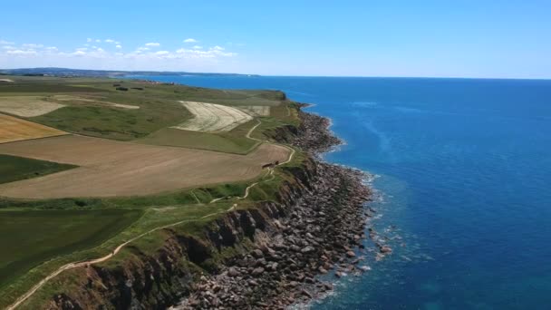 Drone Filmato Delle Scogliere Rocce Mare Cap Gris Nes Francia — Video Stock