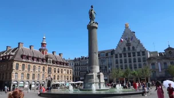 Lille Grand Place Beliggende Byens Centrum Løbet Lys Sommerdag – Stock-video