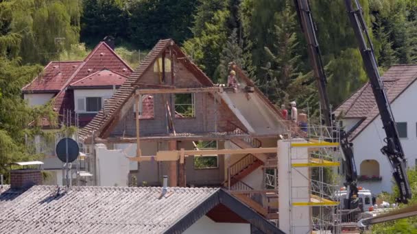 Demolição Casa Cidade Pequena Tempo Ensolarado Timelapse — Vídeo de Stock