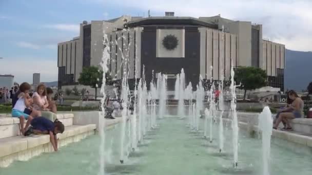 Några Signaturplatser Centrala Sofia Med Sin Stora 19Th Century Arkitektur — Stockvideo