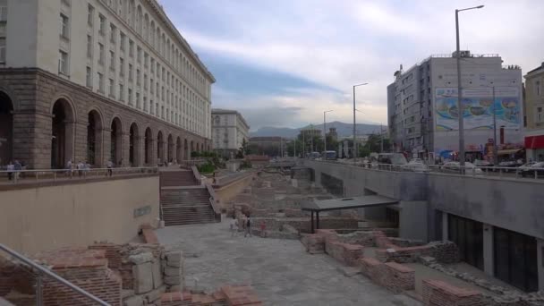 Деякі Визначних Місць Центрі Софії Архітектурою Століття Комуністичним Будівництвом Древніми — стокове відео