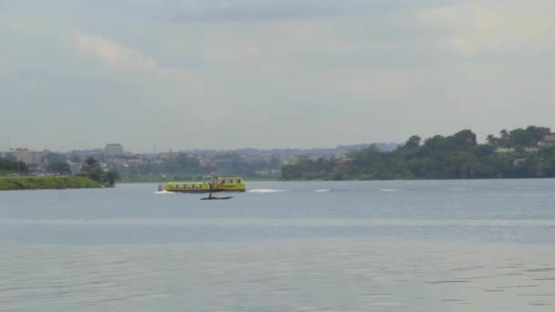 Fluss Shuttle Auf Der Lagune Von Abidjan Drei Aufnahmen Elfenbeinküste — Stockvideo