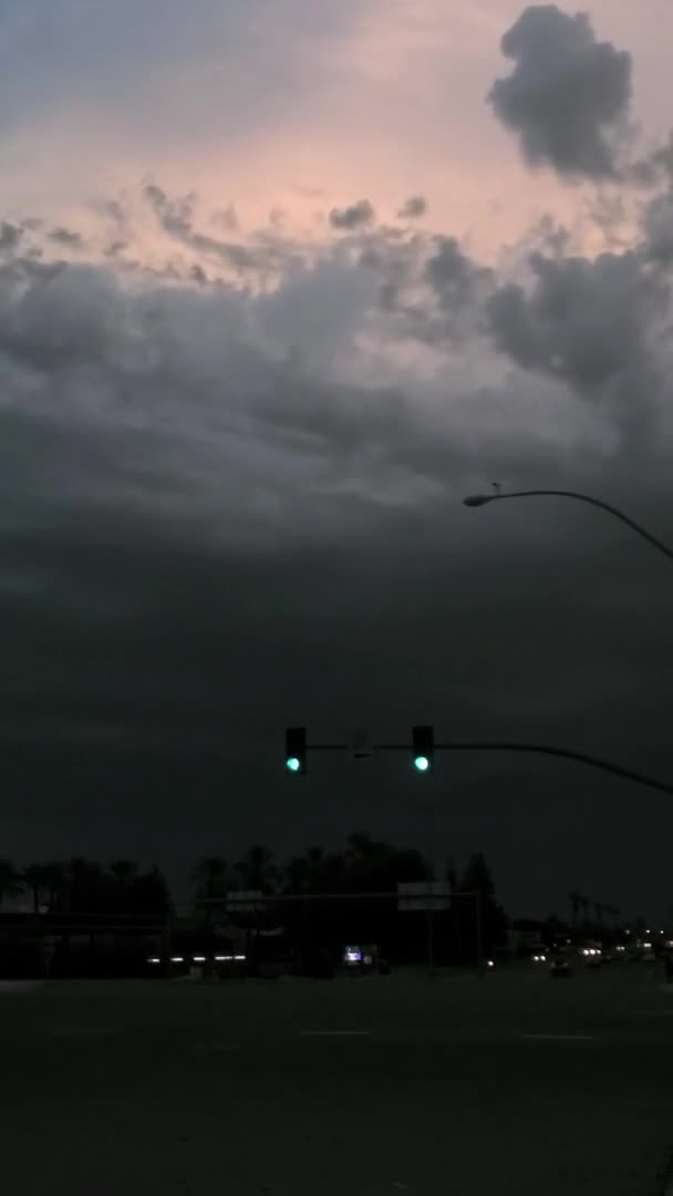 Fırtına Bulutlarının Dikey Hızı Dilenci Bakış Alanından Yoğun Kesişme Zaman — Stok video