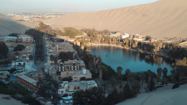 Filmati Aerei Dei Droni Sopra Huacachina Ica Città Locale Con — Video Stock