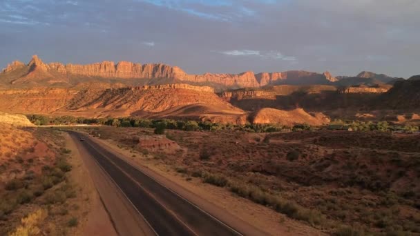 Opening Shot Van Zion National Park Canyon Bereik Van Weg — Stockvideo