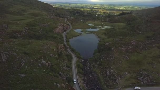 Полет Беспилотного Летательного Аппарата Районе Графства Данло Ирландия — стоковое видео