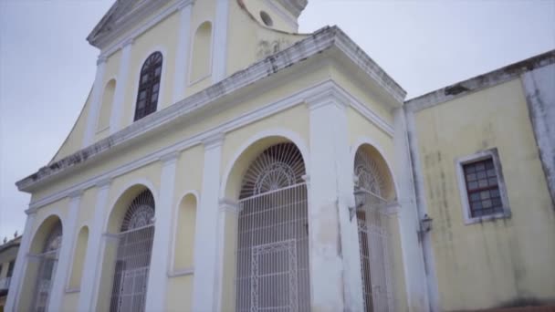 Antigua Iglesia Trinidad — Vídeos de Stock