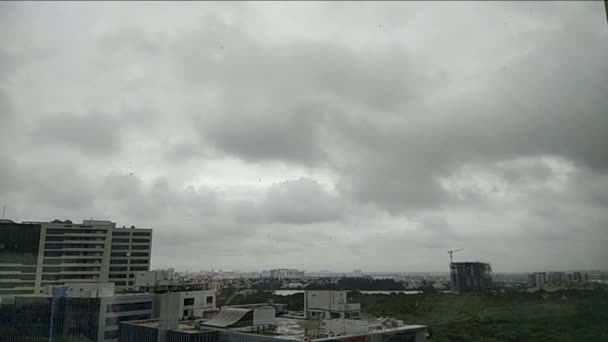 Handheld Unedited Footage Dark Clouds Moving Very Fast Monsoon Season — Stock Video