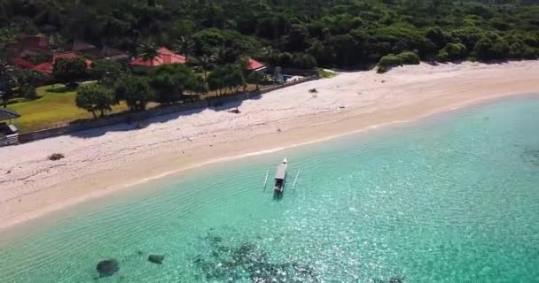 热带海滩晶莹清澈的海水 — 图库视频影像