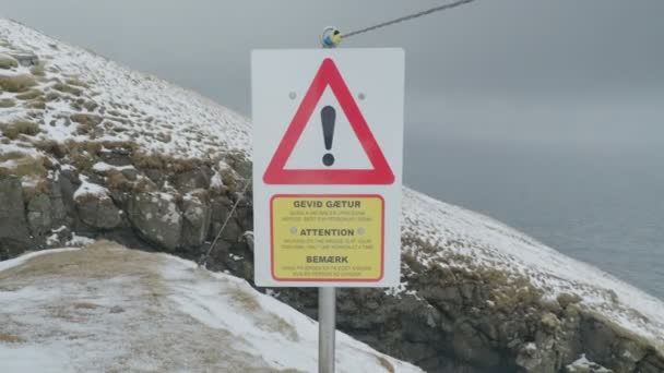 Segnale Pericolo Passerella Nelle Isole Faroe — Video Stock