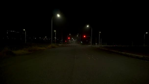 Nocne Ujęcie Środku Drogi — Wideo stockowe