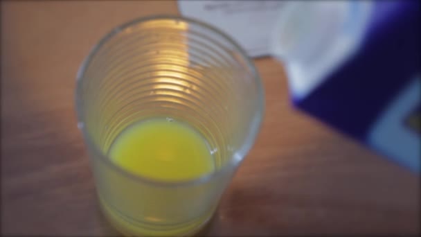 Pouring Orange Juice Glass — Stock Video