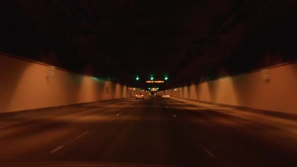 Красиве 24Fps Відео Проходить Через Тунель Великим Видом Обмеженими Машинами — стокове відео