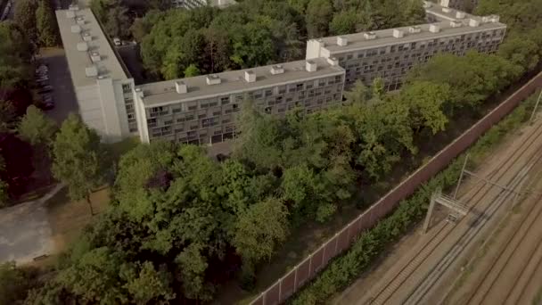 巴黎周围 无人飞机俯瞰郊区街区 — 图库视频影像
