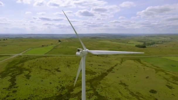 Ngiliz Kırsal Kesimi Rüzgar Türbinleri Yel Değirmenleri — Stok video